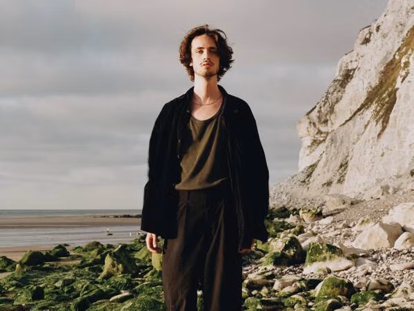 Iskander Moon - 19 januari 2027 - Kantine Walhalla, Rotterdam